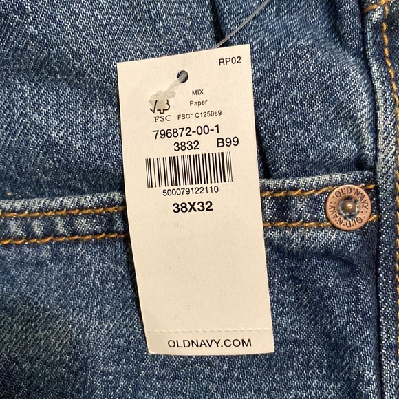 Old Navy Men’s Jeans - Picture 2 of 4